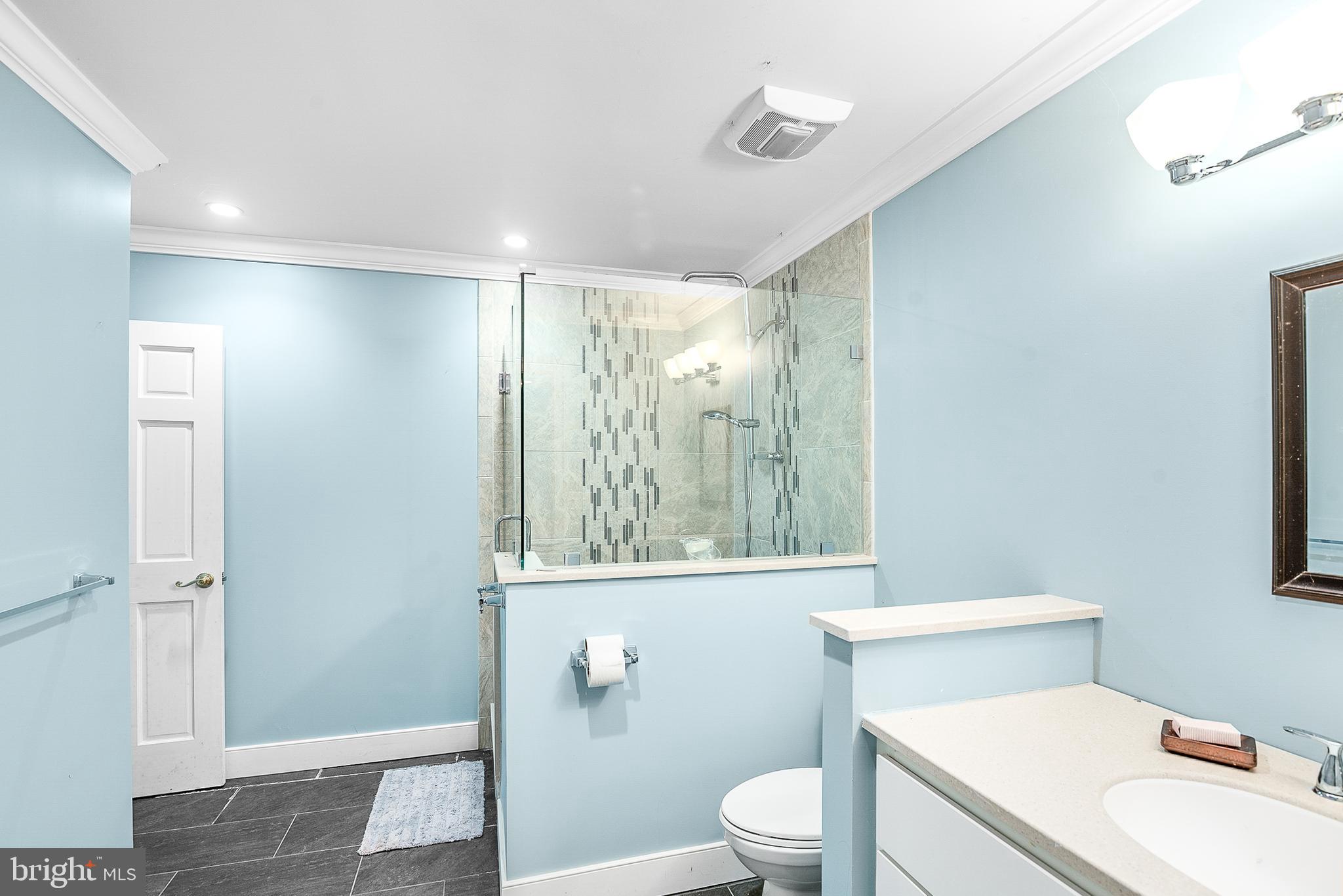 7761 WOODLAND CIRCLE