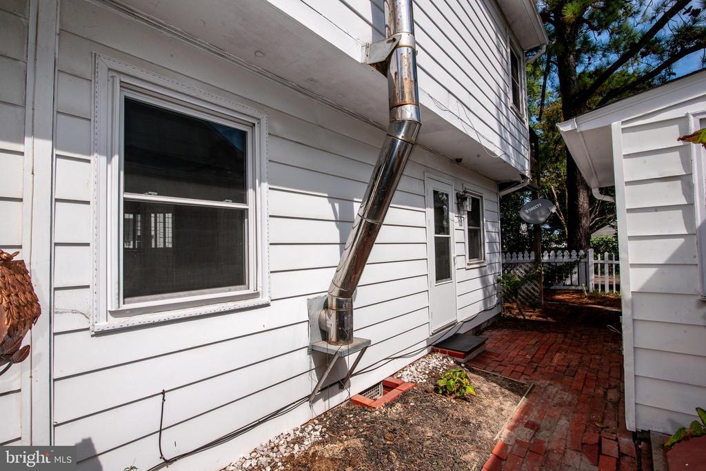 303 MARKET STREET 5