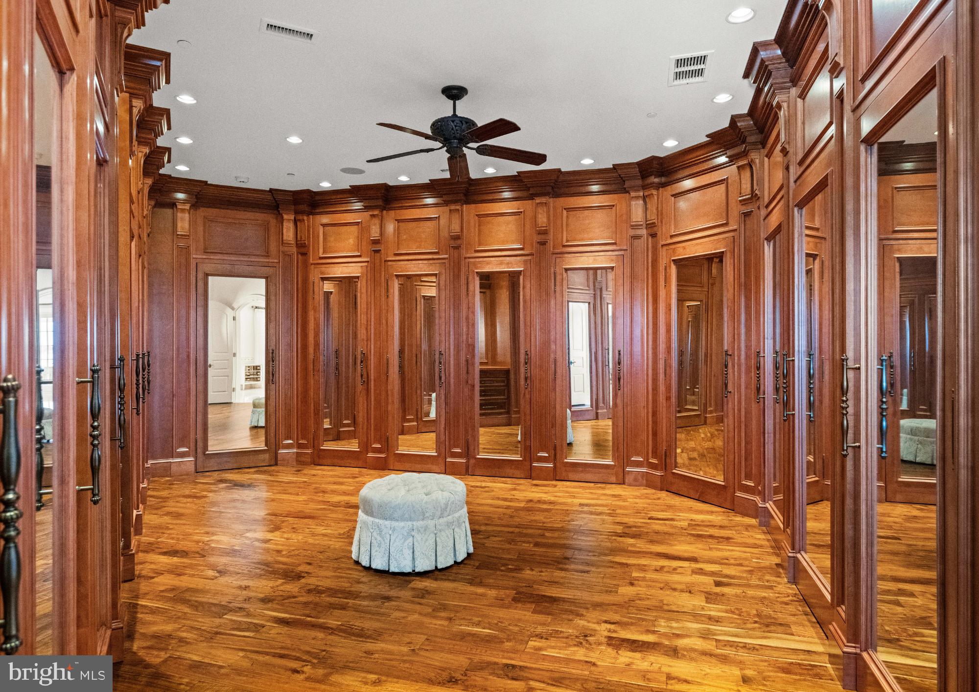 5369 MORGANS POINT DRIVE