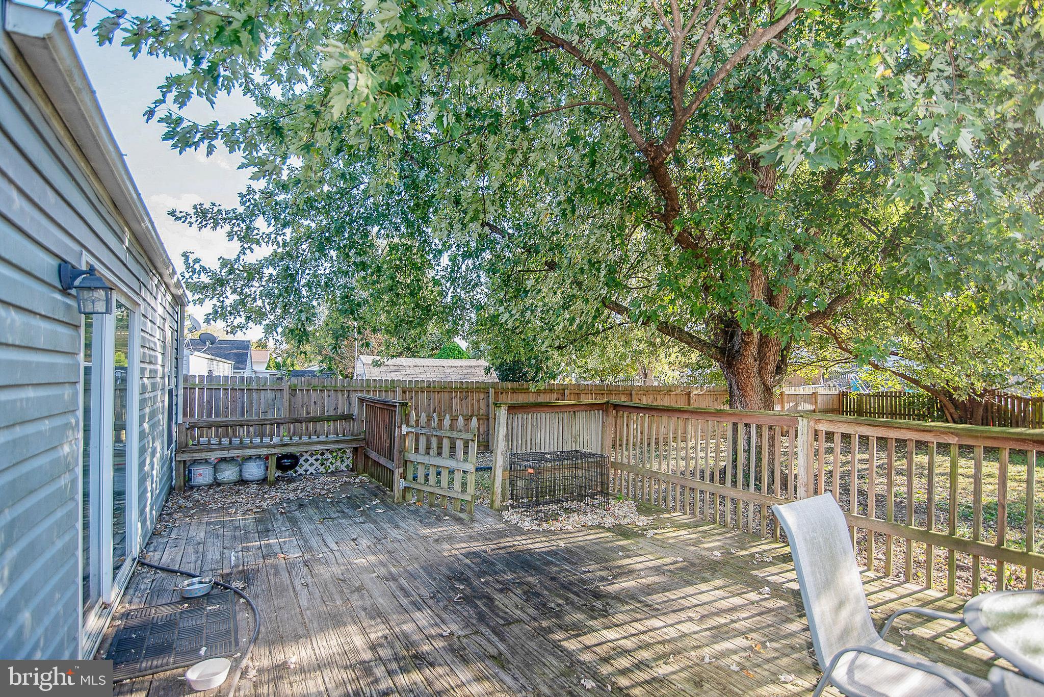 9134 HONEYSUCKLE DRIVE