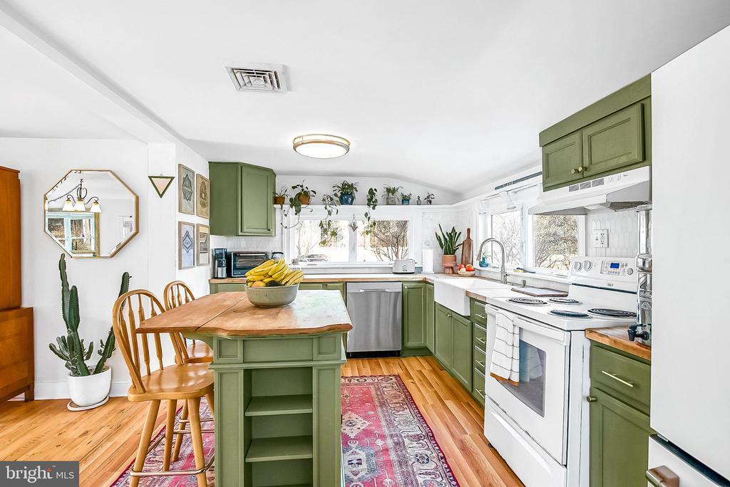 22582 POT PIE ROAD