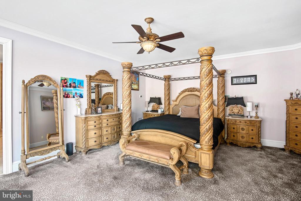 4346 SOUTHSIDE LANE