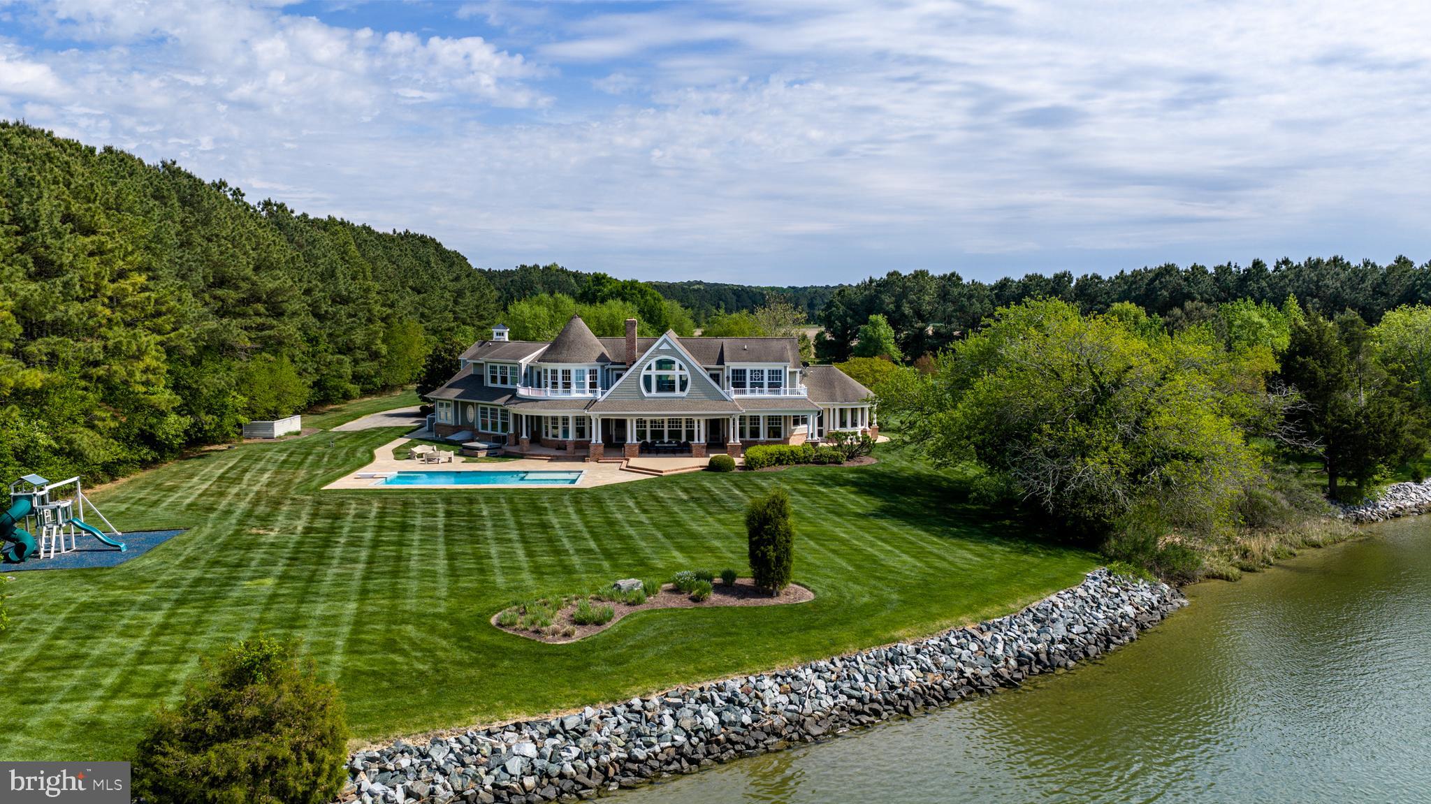 4346 SOUTHSIDE LANE