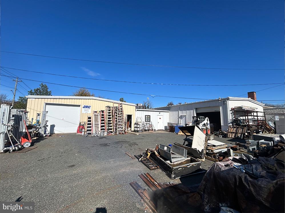 304 MELFIELD AVENUE