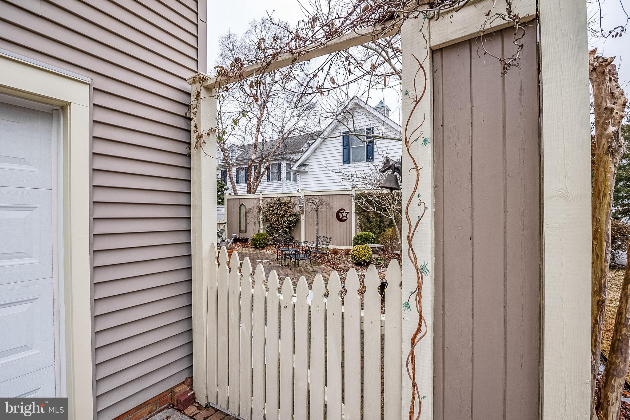 28713 EMANUEL STREET