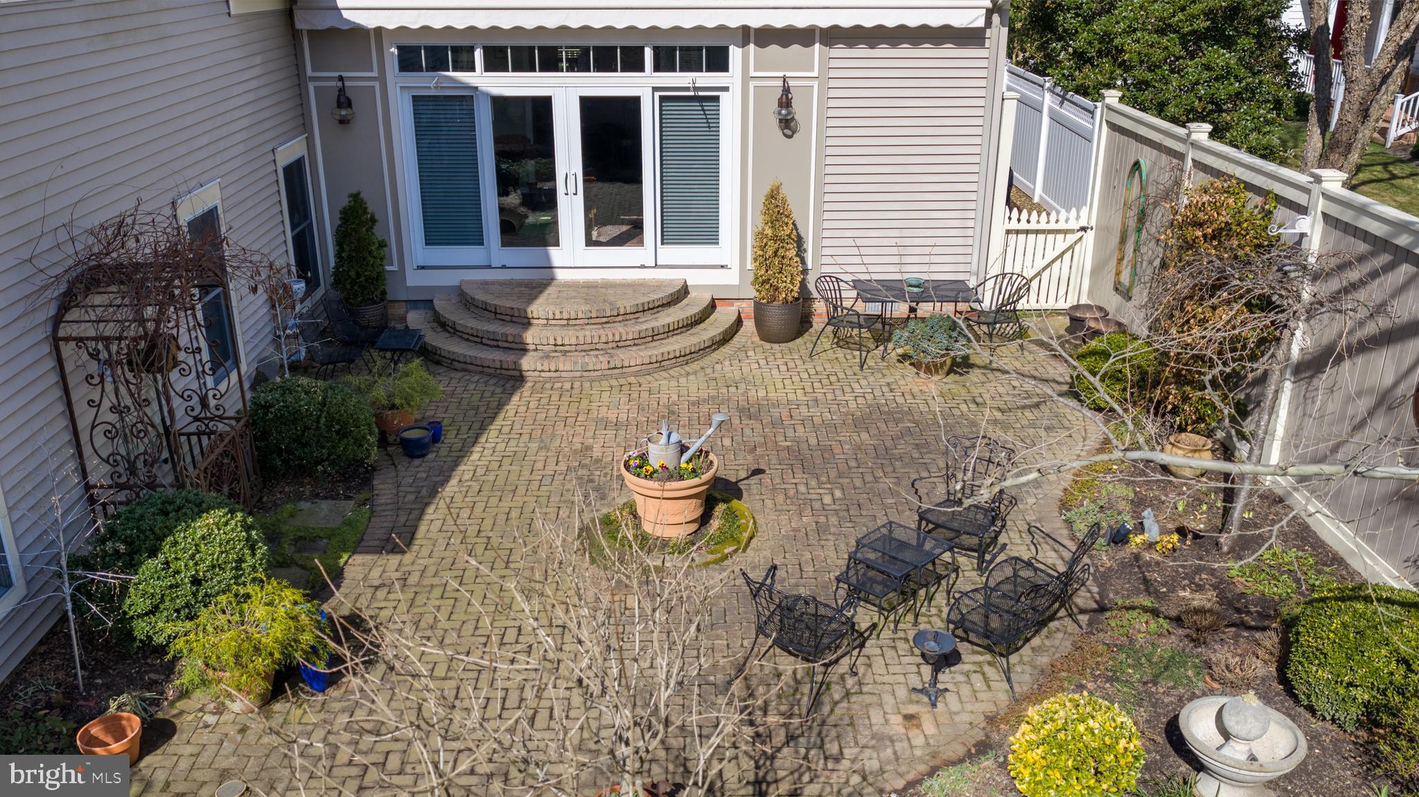 28713 EMANUEL STREET