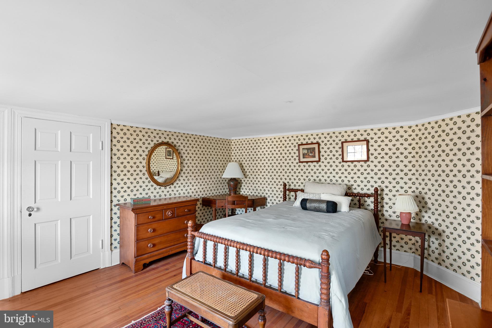 7421 QUAKER NECK ROAD