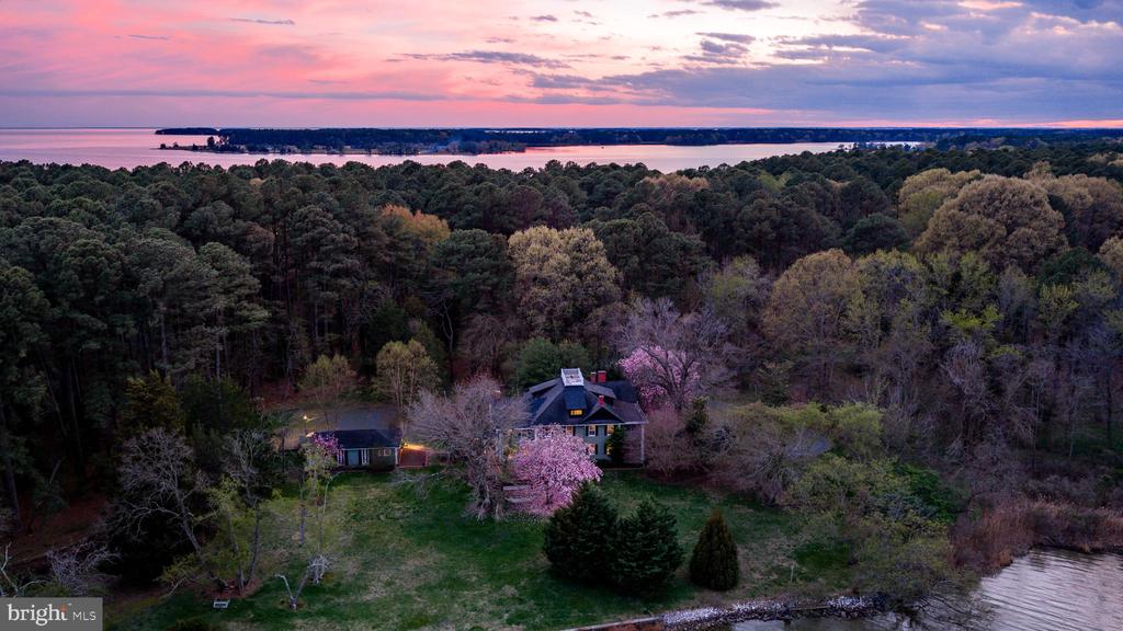 7421 QUAKER NECK ROAD