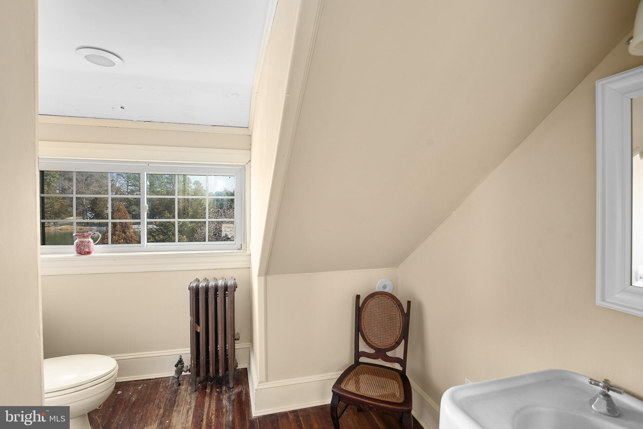 7421 QUAKER NECK ROAD