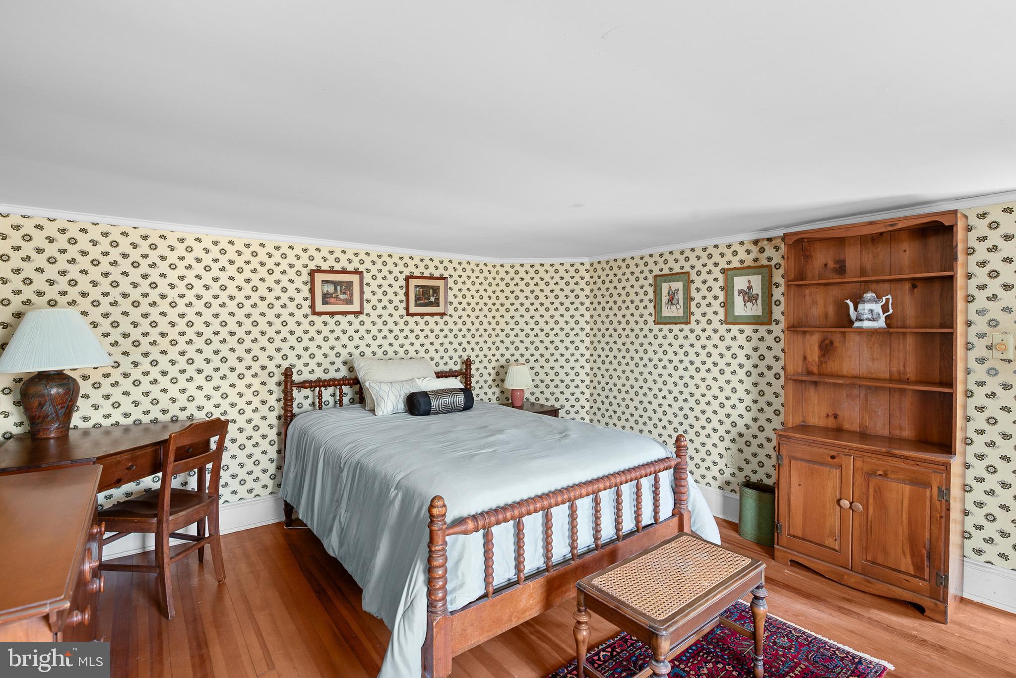 7421 QUAKER NECK ROAD