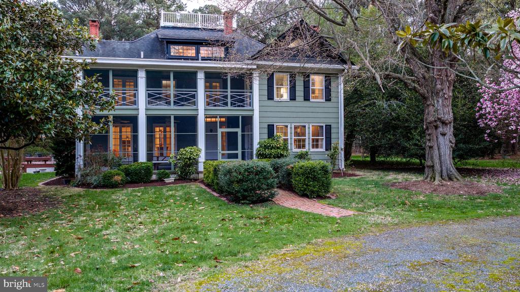 7421 QUAKER NECK ROAD