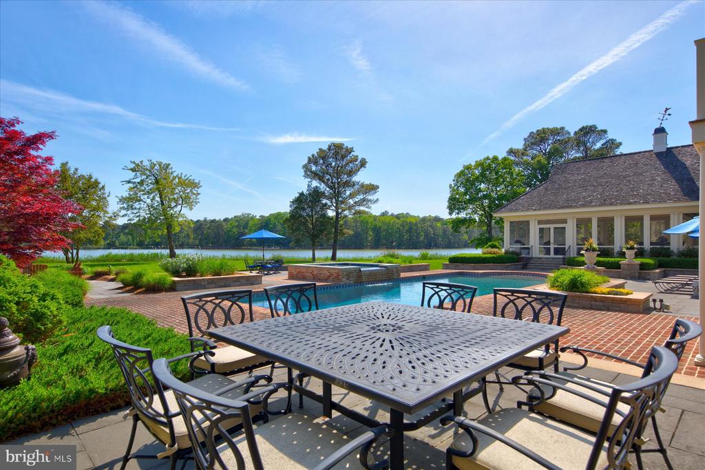 24679 DEEP NECK ROAD