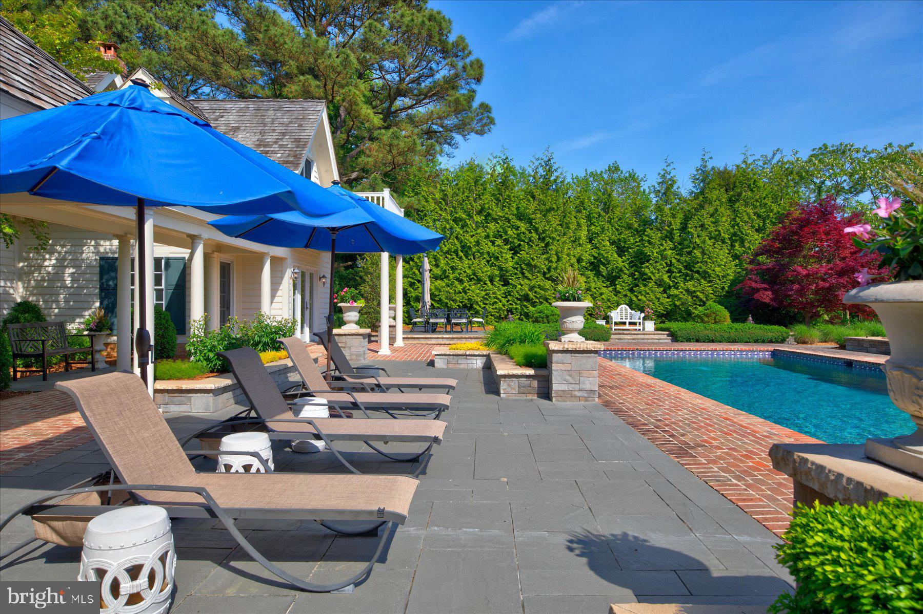 24679 DEEP NECK ROAD