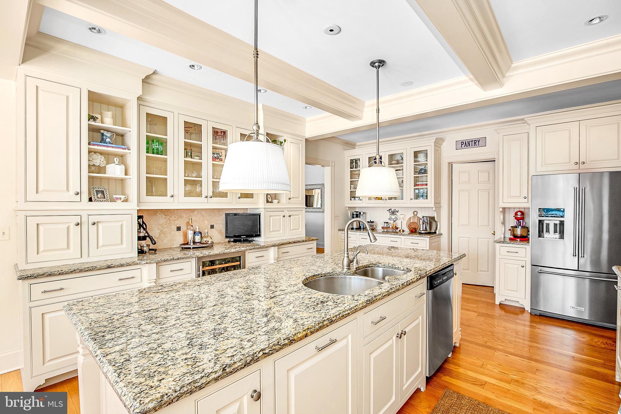 24679 DEEP NECK ROAD