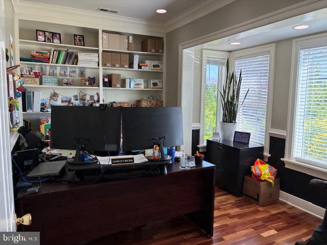 8276 OCEAN GATEWAY
