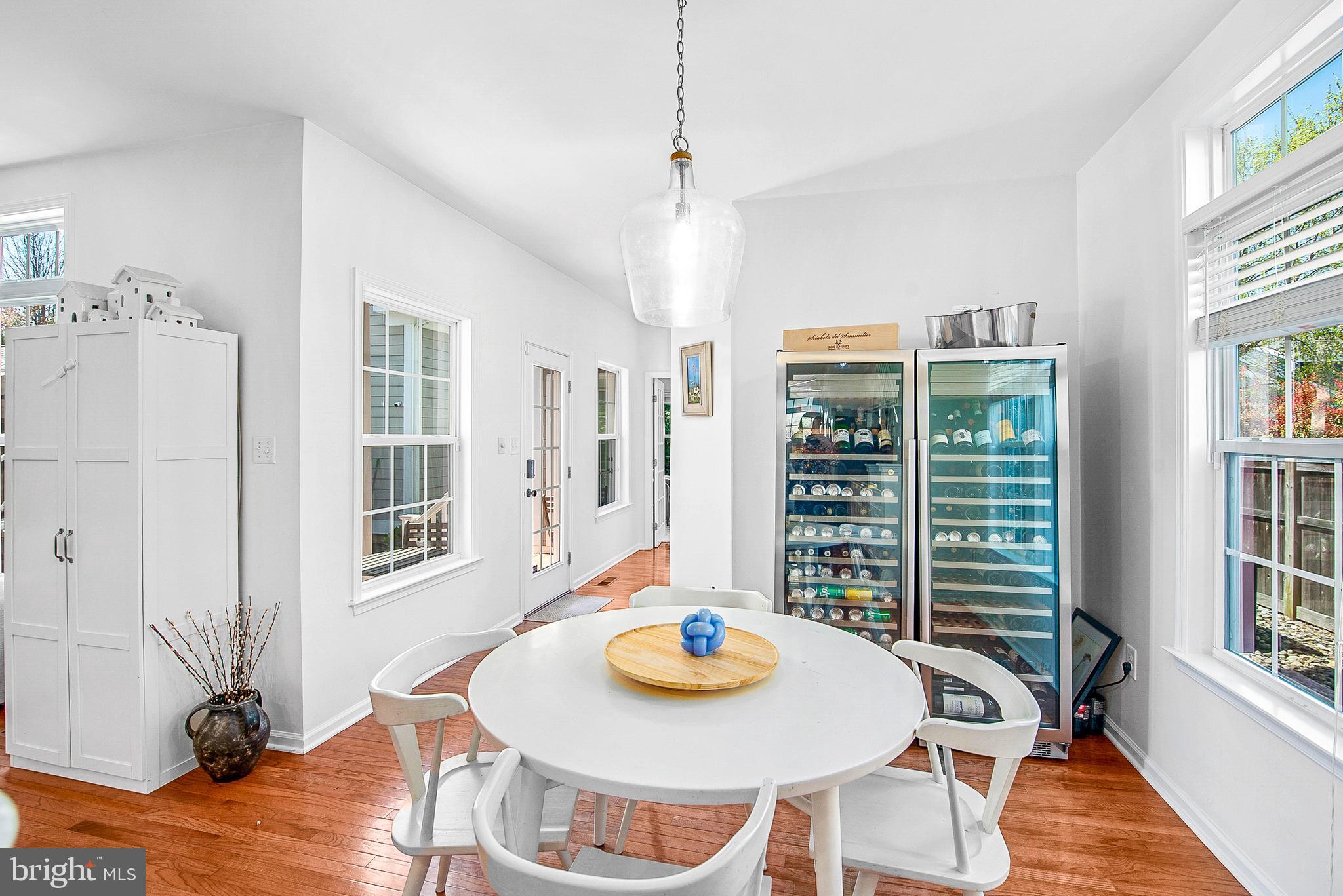 8020 EASTON VILLAGE DRIVE