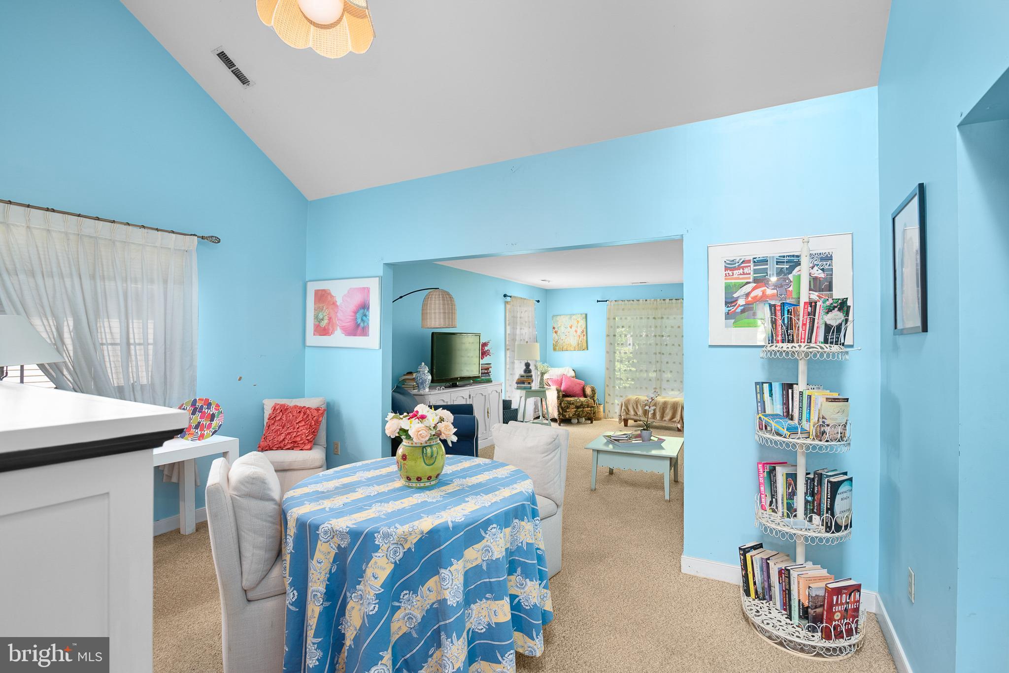 1205 WASHINGTON DRIVE