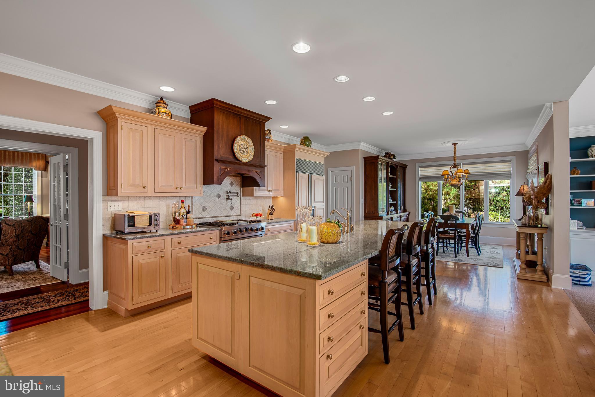 24678 NEW POST ROAD