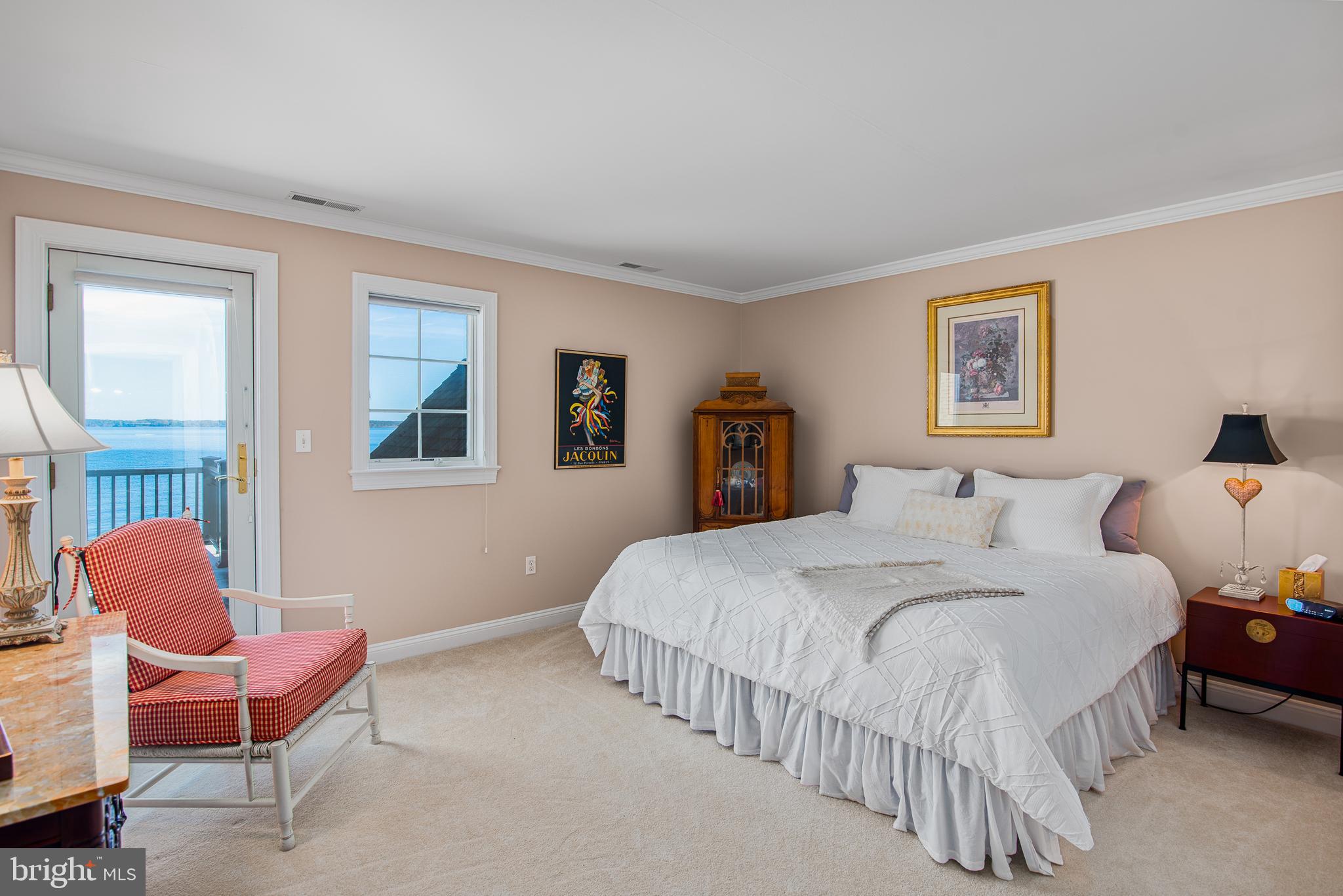 24678 NEW POST ROAD