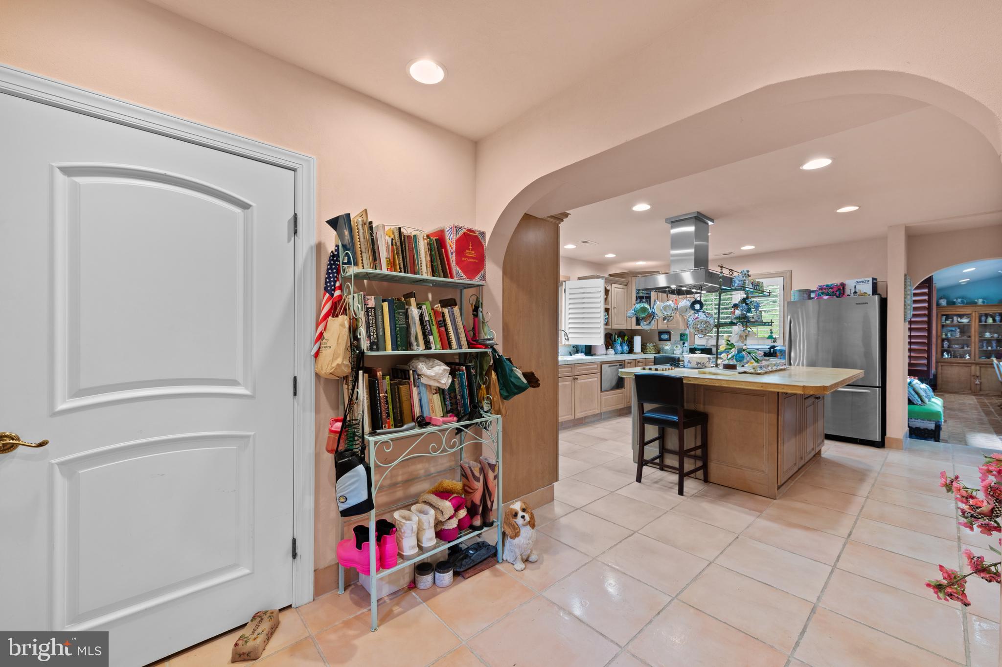 28630 EDGEMERE ROAD