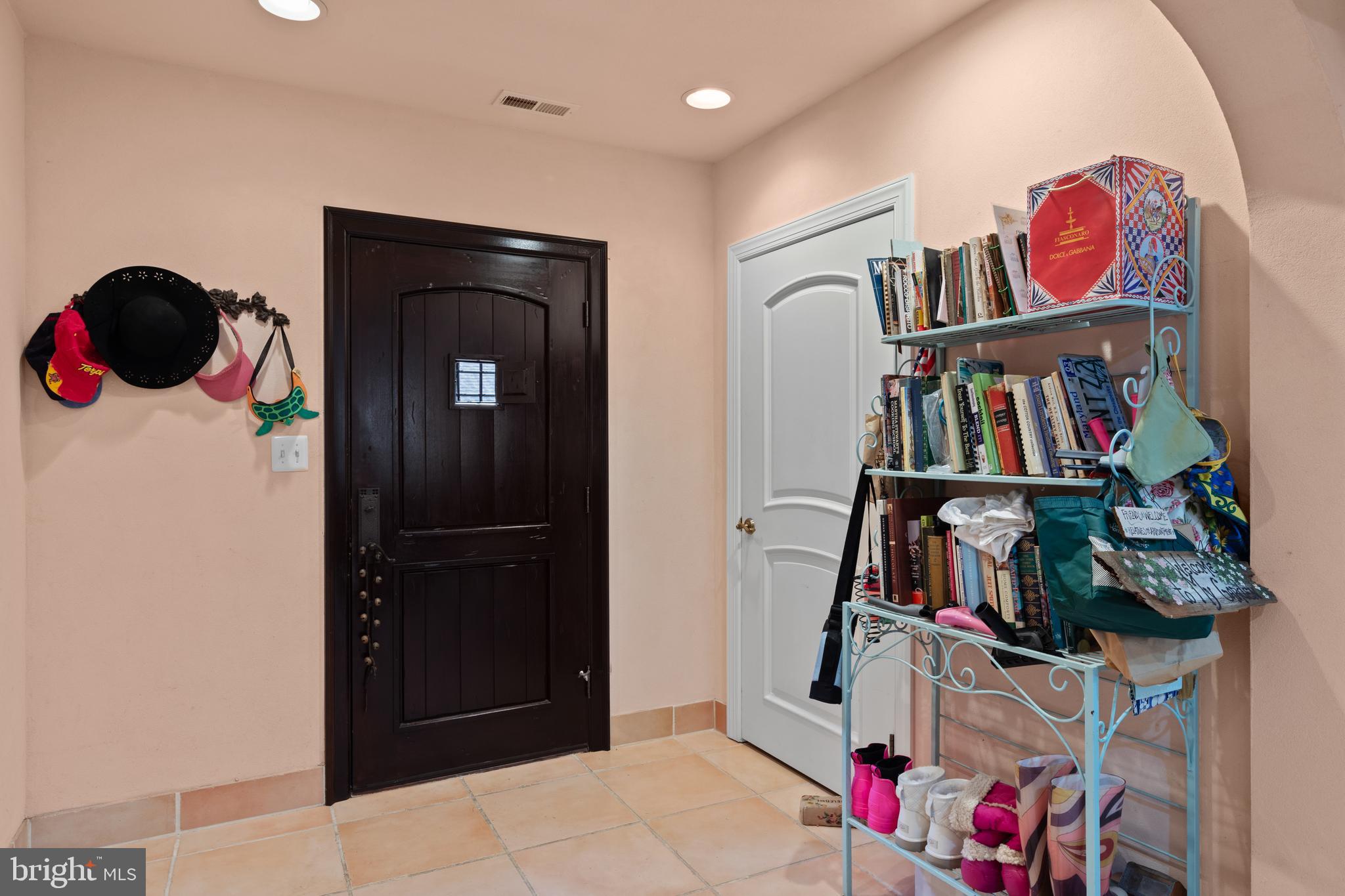28630 EDGEMERE ROAD