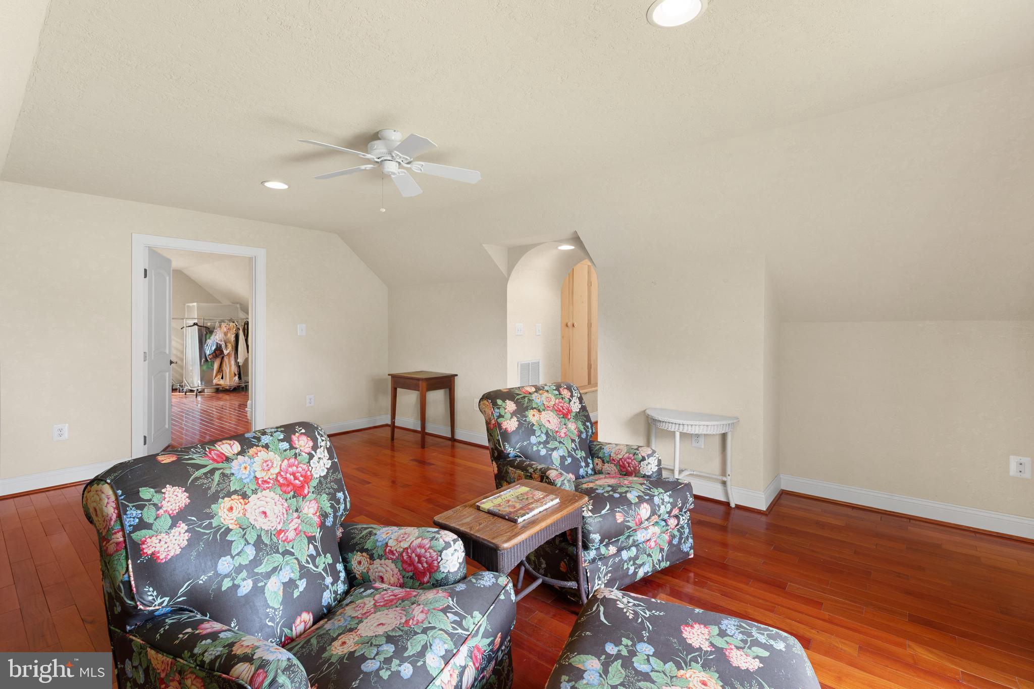 28630 EDGEMERE ROAD
