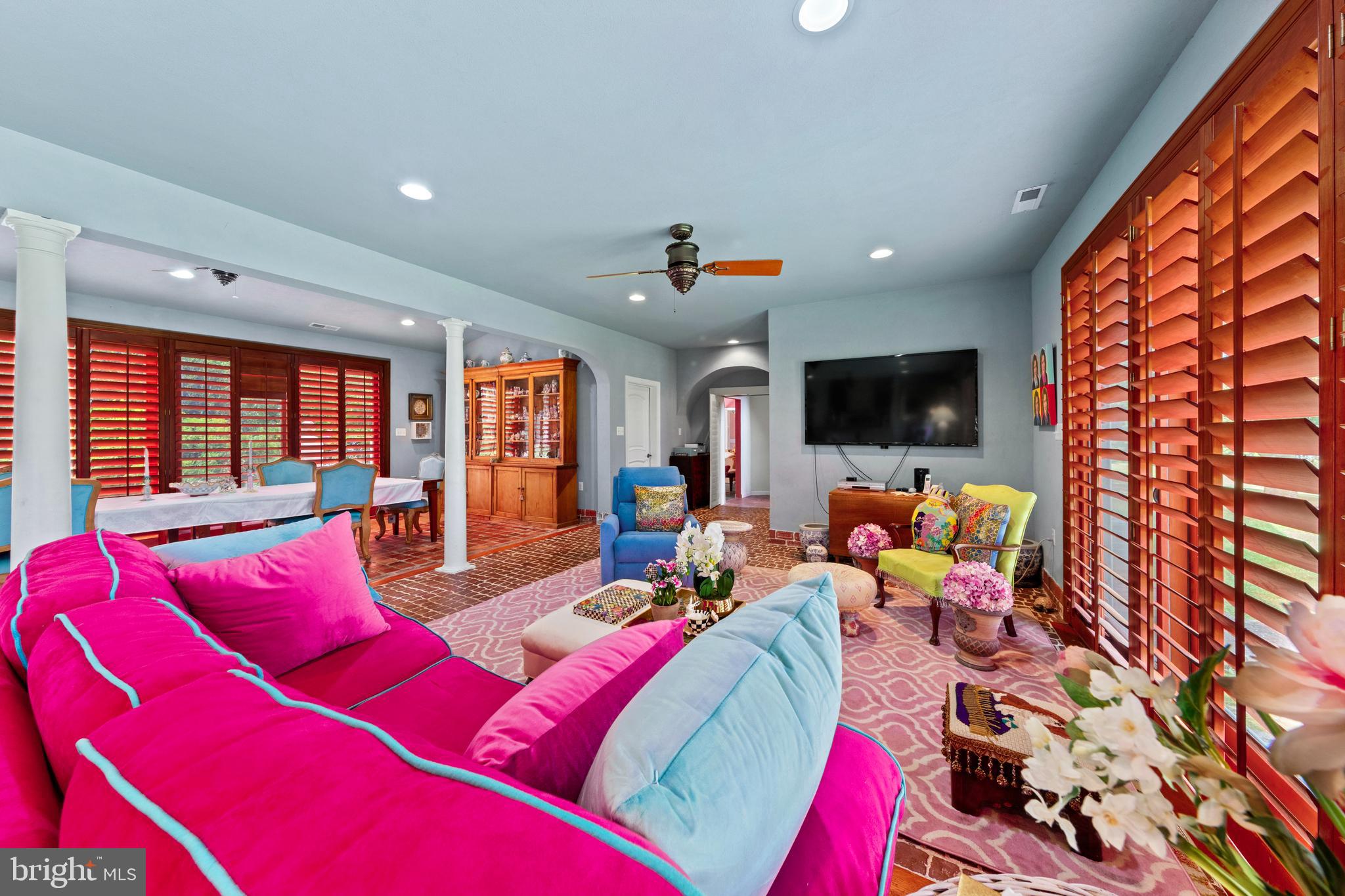 28630 EDGEMERE ROAD