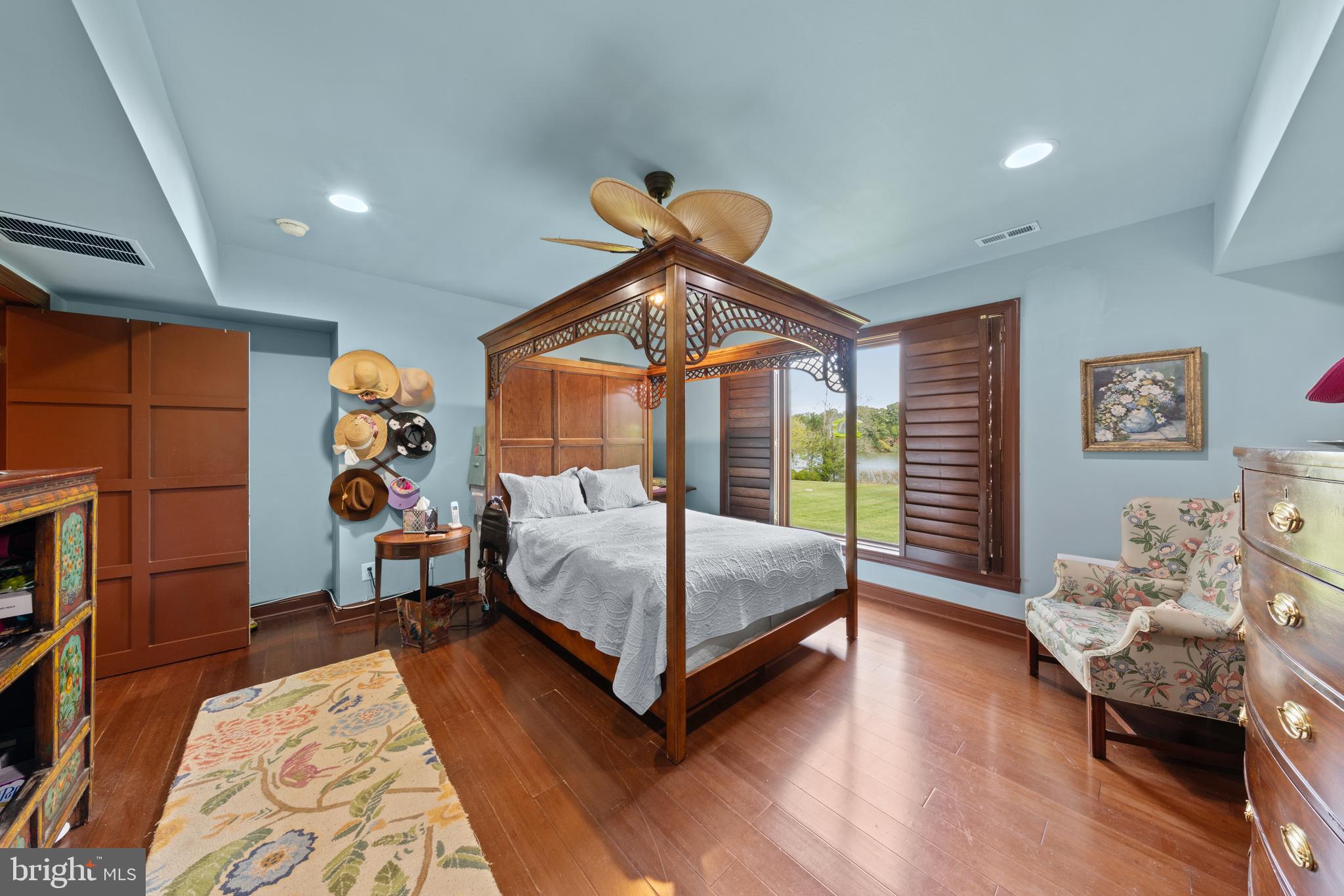 28630 EDGEMERE ROAD