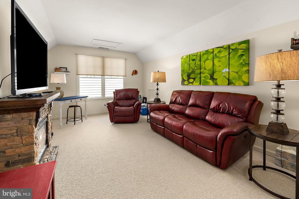 28413 PINEHURST CIRCLE