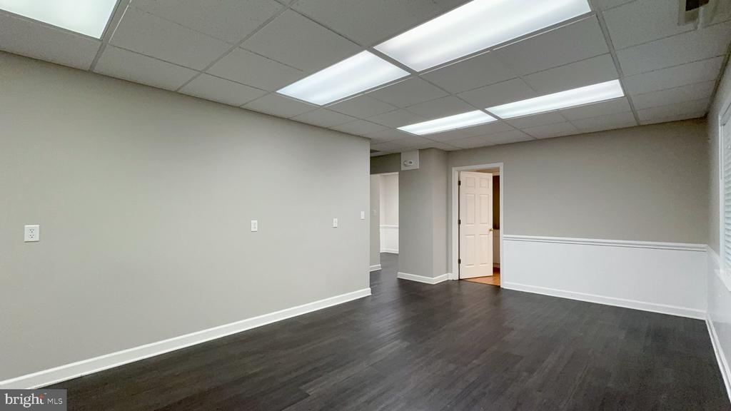 556 CYNWOOD DRIVE A A