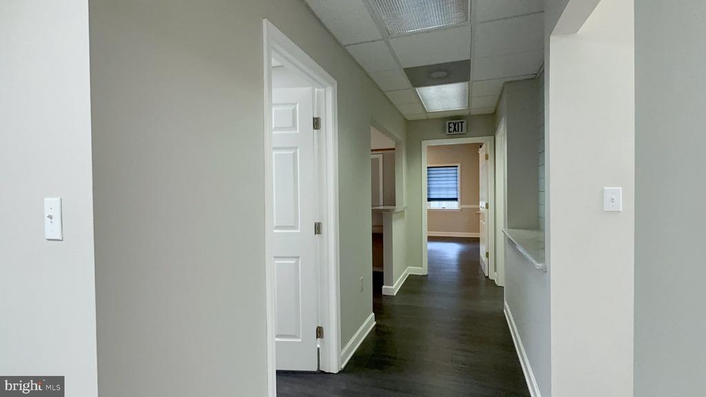 556 CYNWOOD DRIVE A A