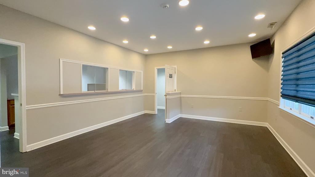 556 CYNWOOD DRIVE A A