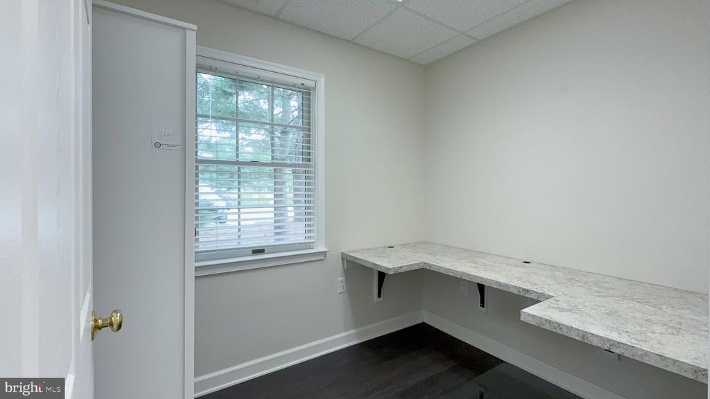 556 CYNWOOD DRIVE A A