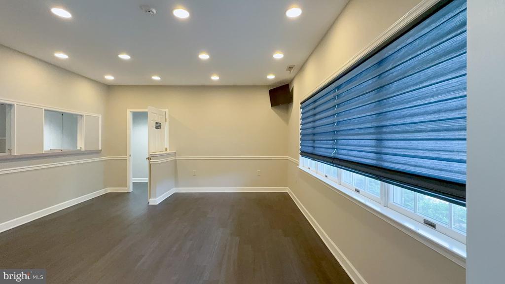 556 CYNWOOD DRIVE A A