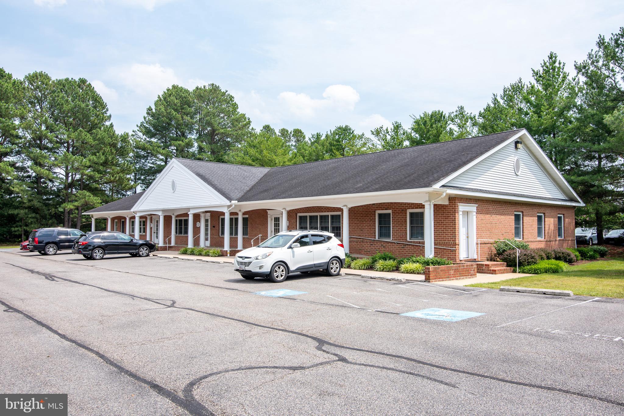 556 CYNWOOD DRIVE A A