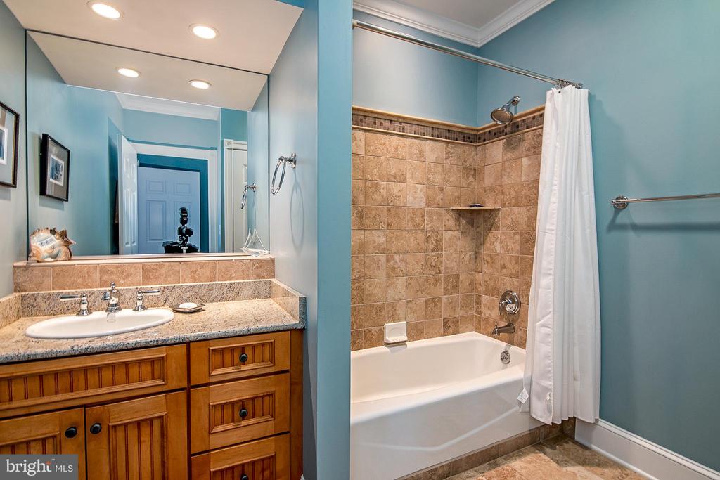 8781 TILGHMAN ISLAND ROAD