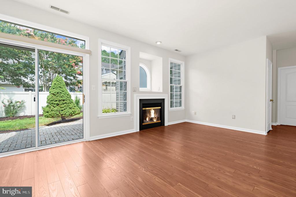 28484 WOODS DRIVE