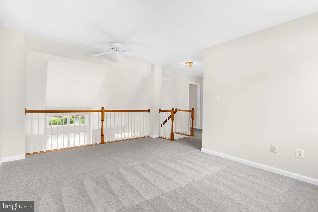 28484 WOODS DRIVE