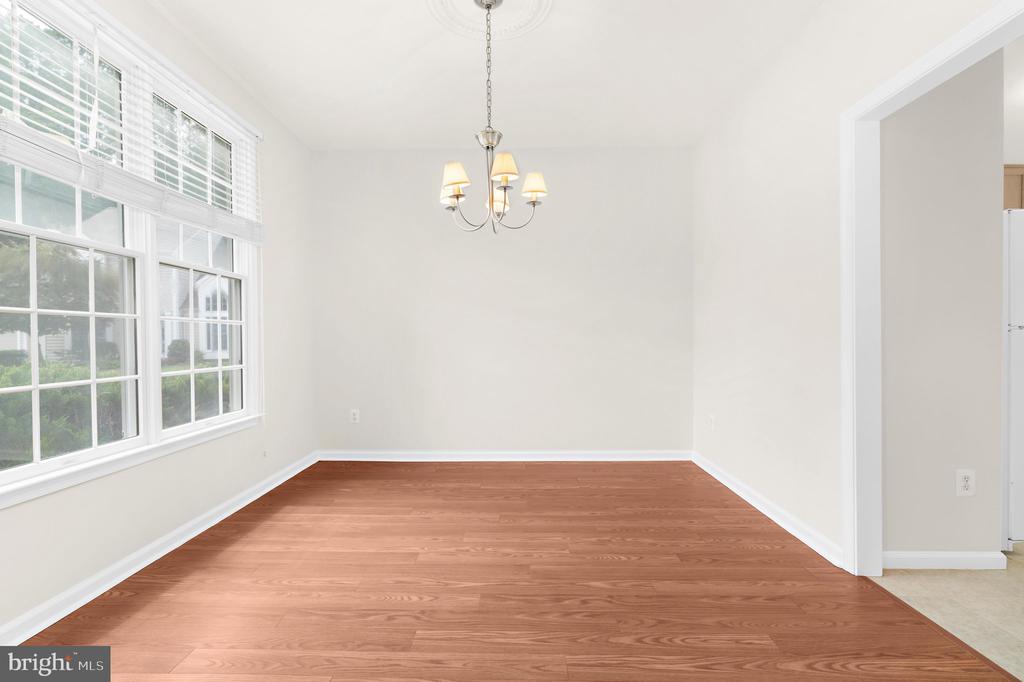28484 WOODS DRIVE