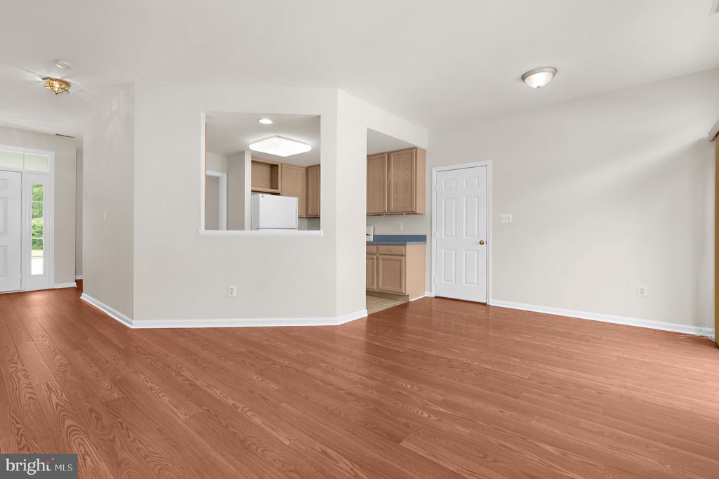 28484 WOODS DRIVE