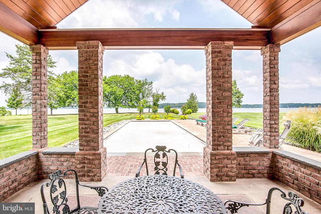 5381 MORGANS POINT DRIVE