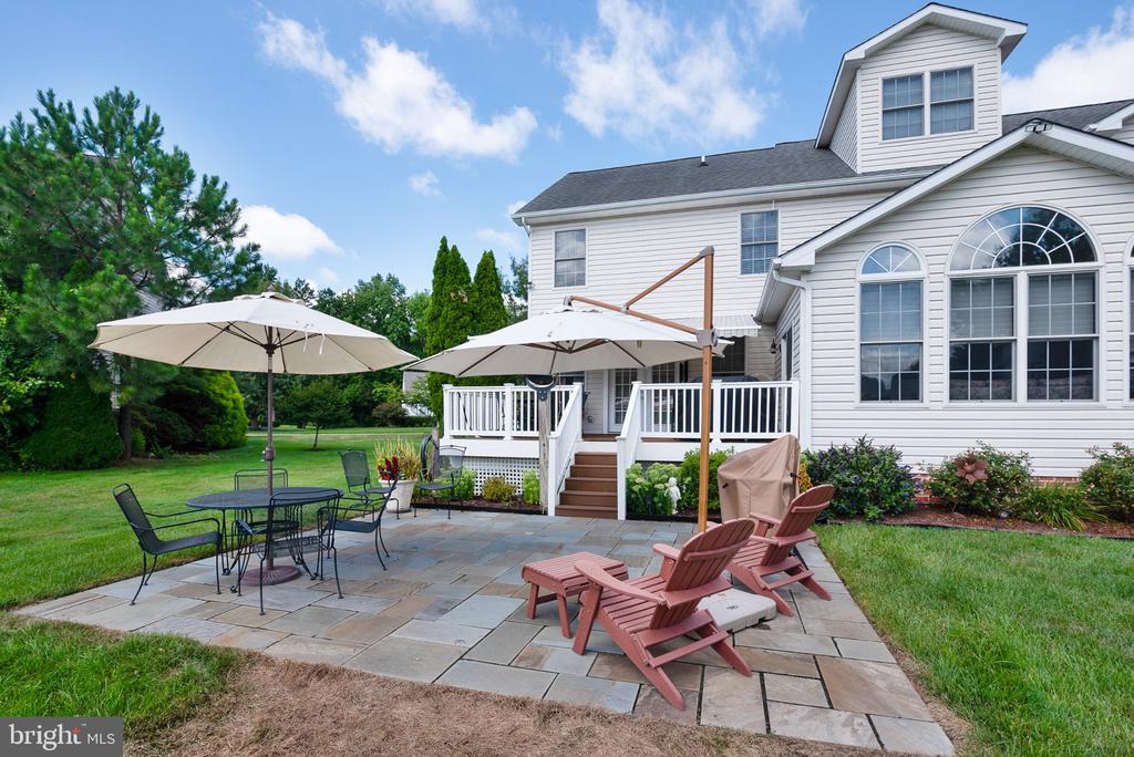7583 EASTON CLUB DRIVE