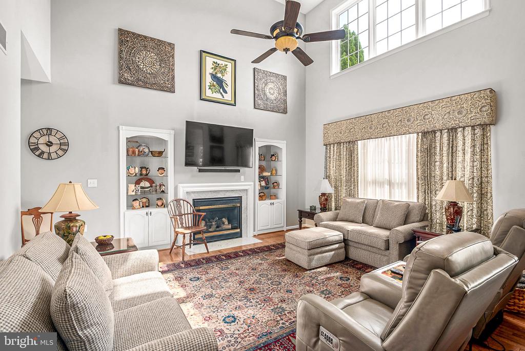 7583 EASTON CLUB DRIVE