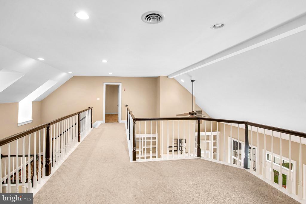 28708 SPRINGFIELD DRIVE