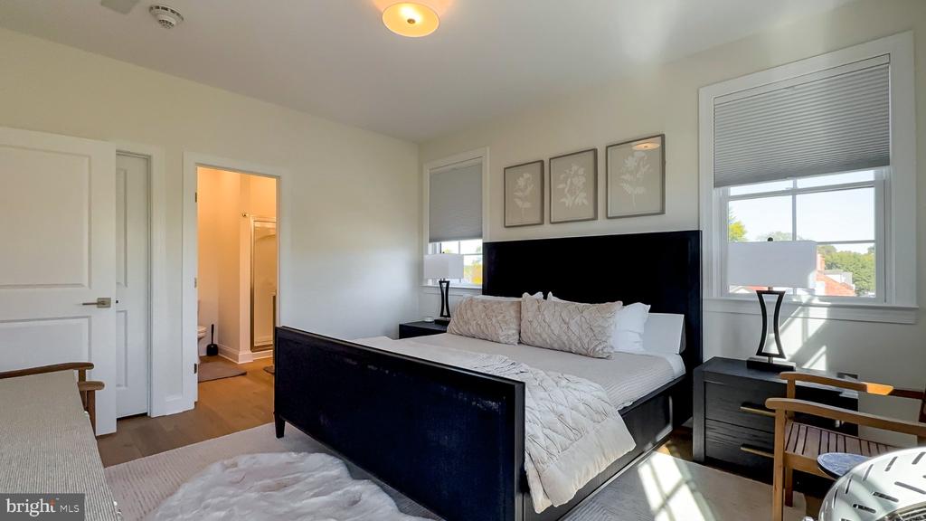 123 S WASHINGTON STREET Unit: 302