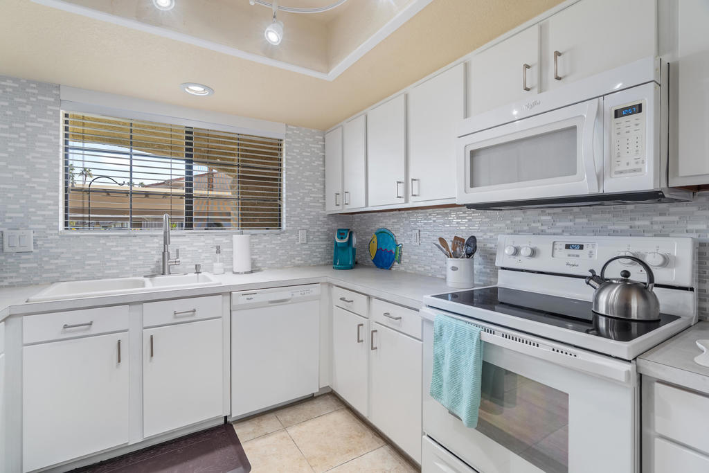 2701 E Mesquite Avenue Ee163