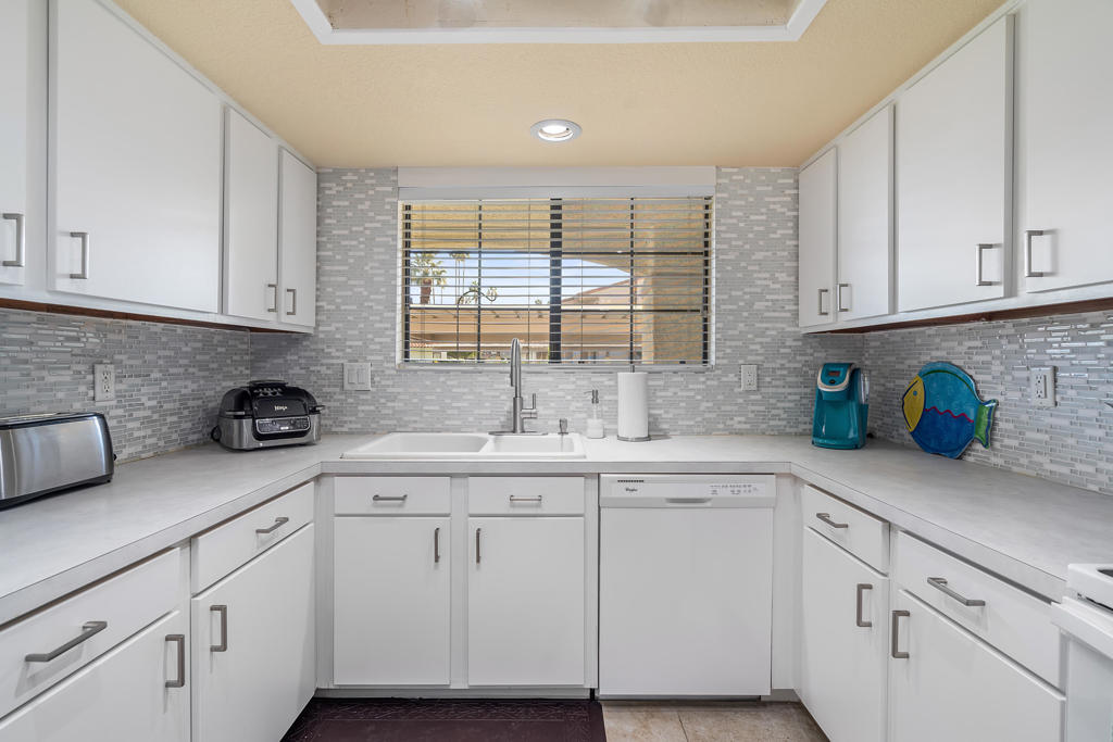 2701 E Mesquite Avenue Ee163