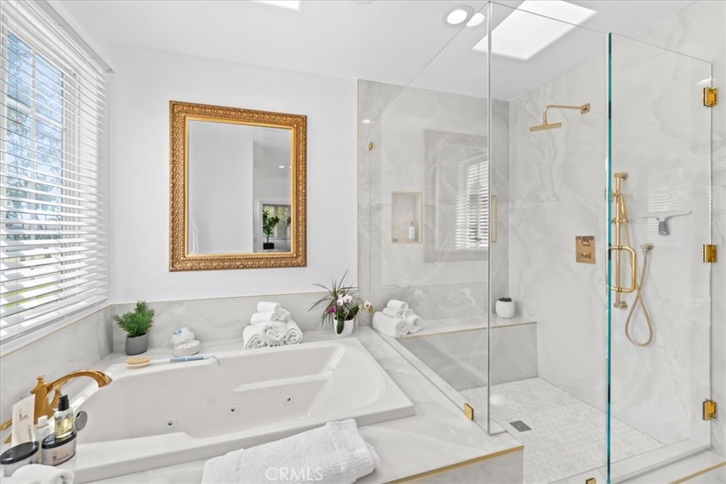 1020 Harbor Crossing