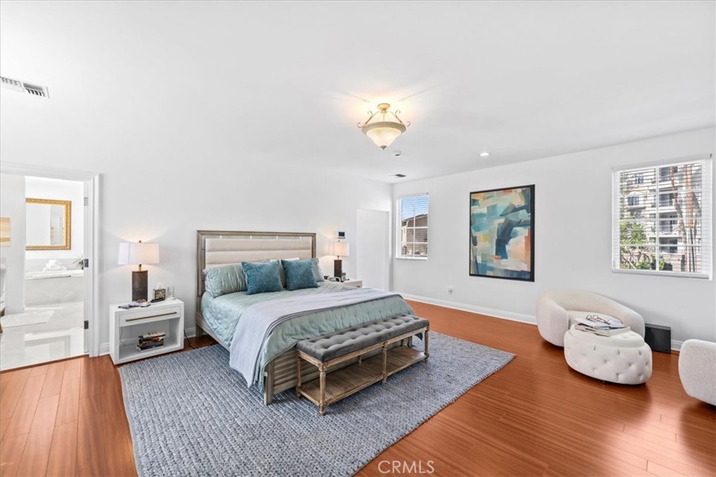 1020 Harbor Crossing