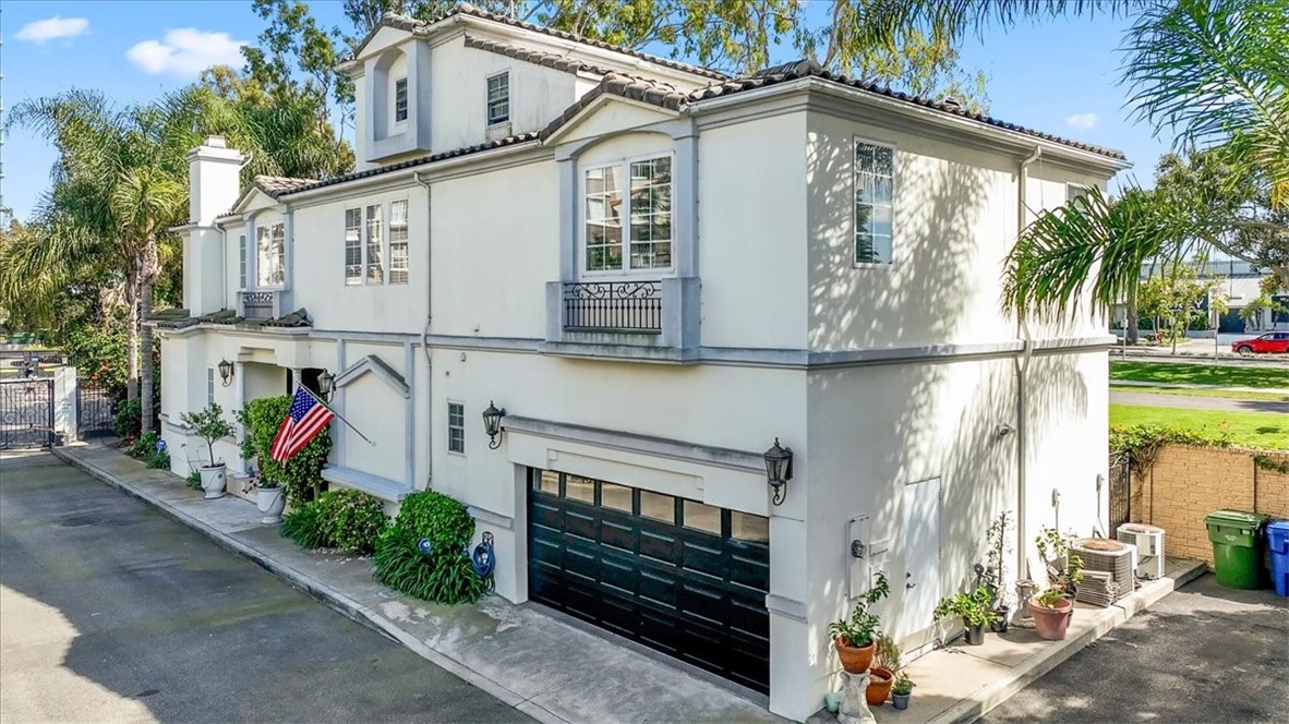 1020 Harbor Crossing